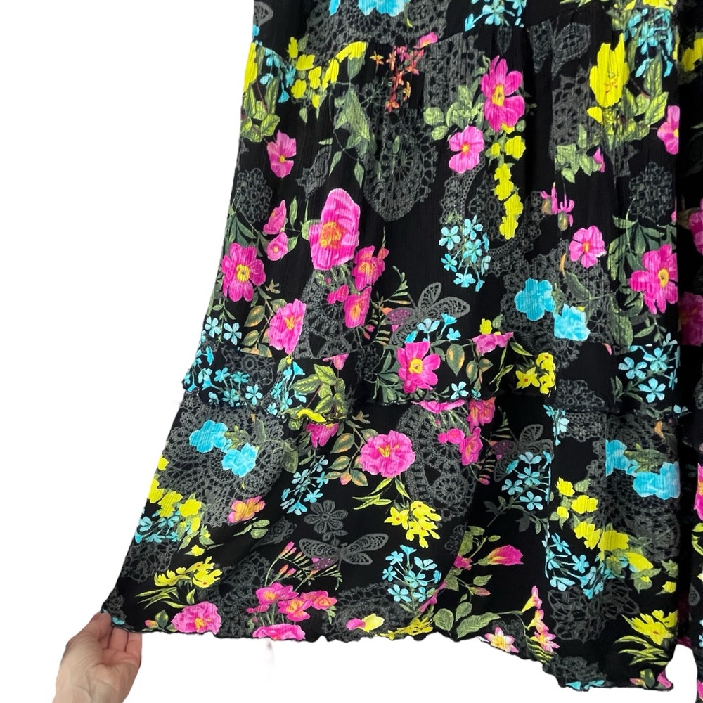 Betsey Johnson Black Floral Tiered Maxi Dress Crinkle Fabric Colorful Sz XL - Picture 7 of 12